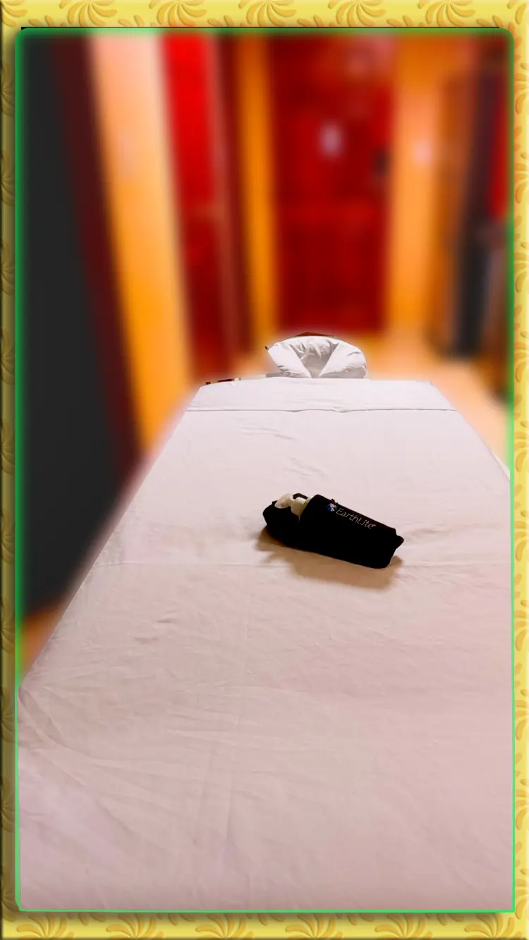 sxm massage table in hotel room in simpson bay villas for relaxation therapy.